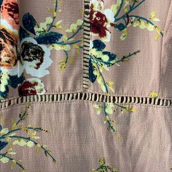 NWT 👑 Floral Backless Maxi - Picture 3 of 4